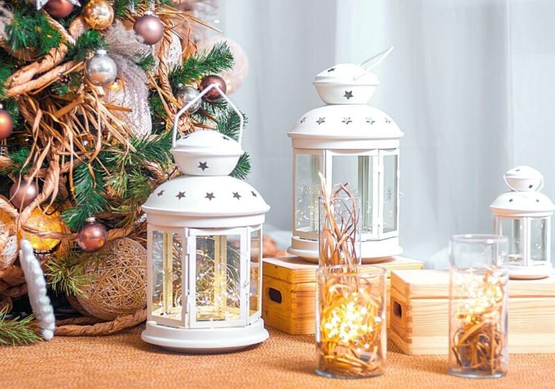 simple festive decor