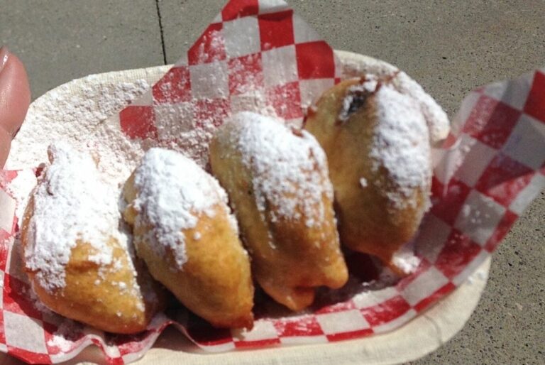 a serving of deep fried oreos