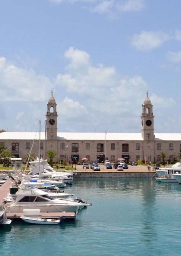 How To Spend A Day At The Royal Naval Dockyard In Bermuda